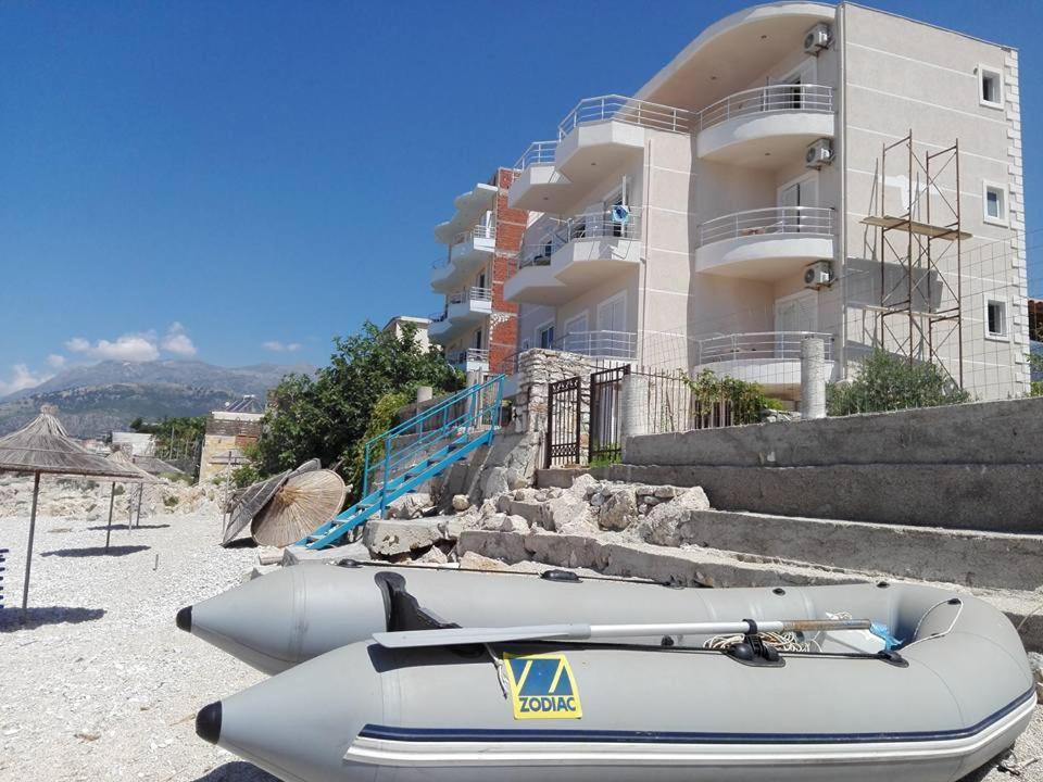 Magic Ionian Apartments & Rooms Himare Exterior photo