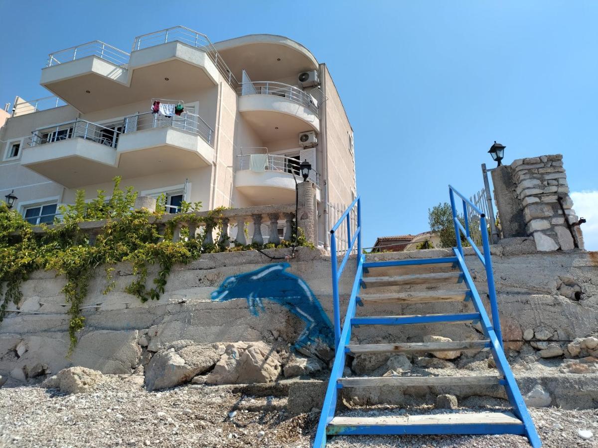 Magic Ionian Apartments & Rooms Himare Exterior photo
