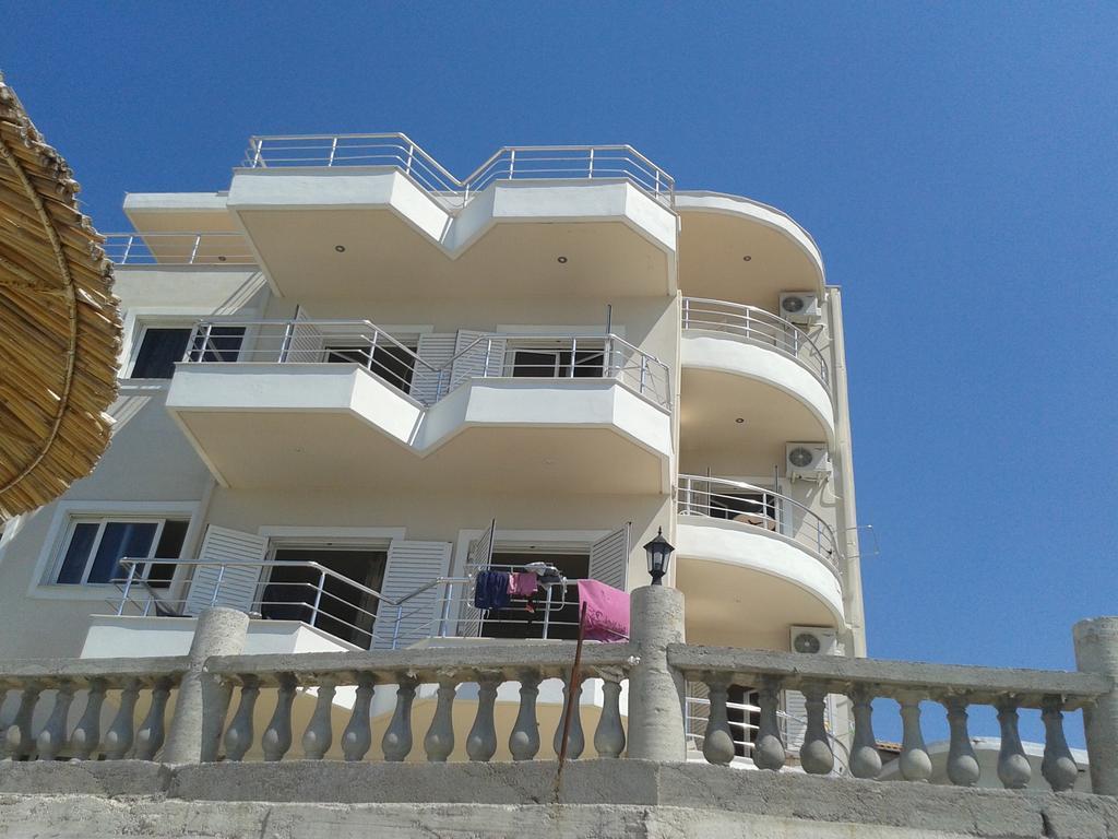 Magic Ionian Apartments & Rooms Himare Exterior photo